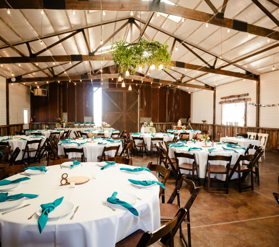 Colorado wedding venue with tables, chairs and placesettings